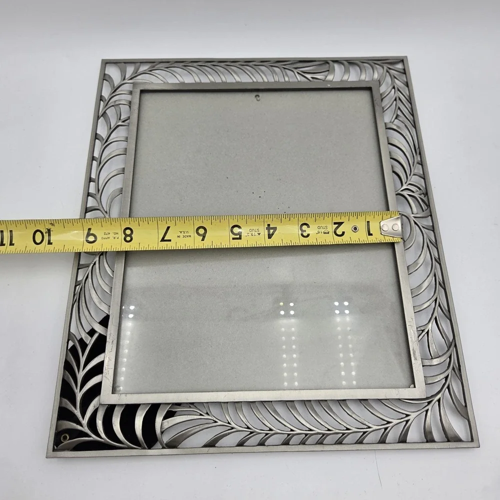 Sixtrees Pewter Picture Frame Ornate Silver Tone Metal Leaf  Velvet 10